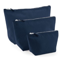Pochette bleu marine — Modèle présenté